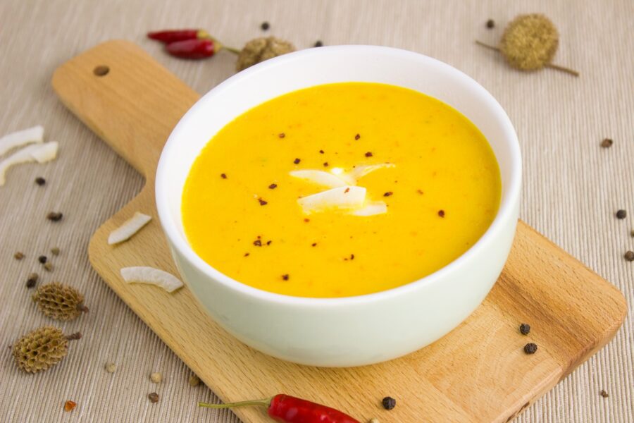 Zimowe zupy – wspaniały smak i skuteczny detoks